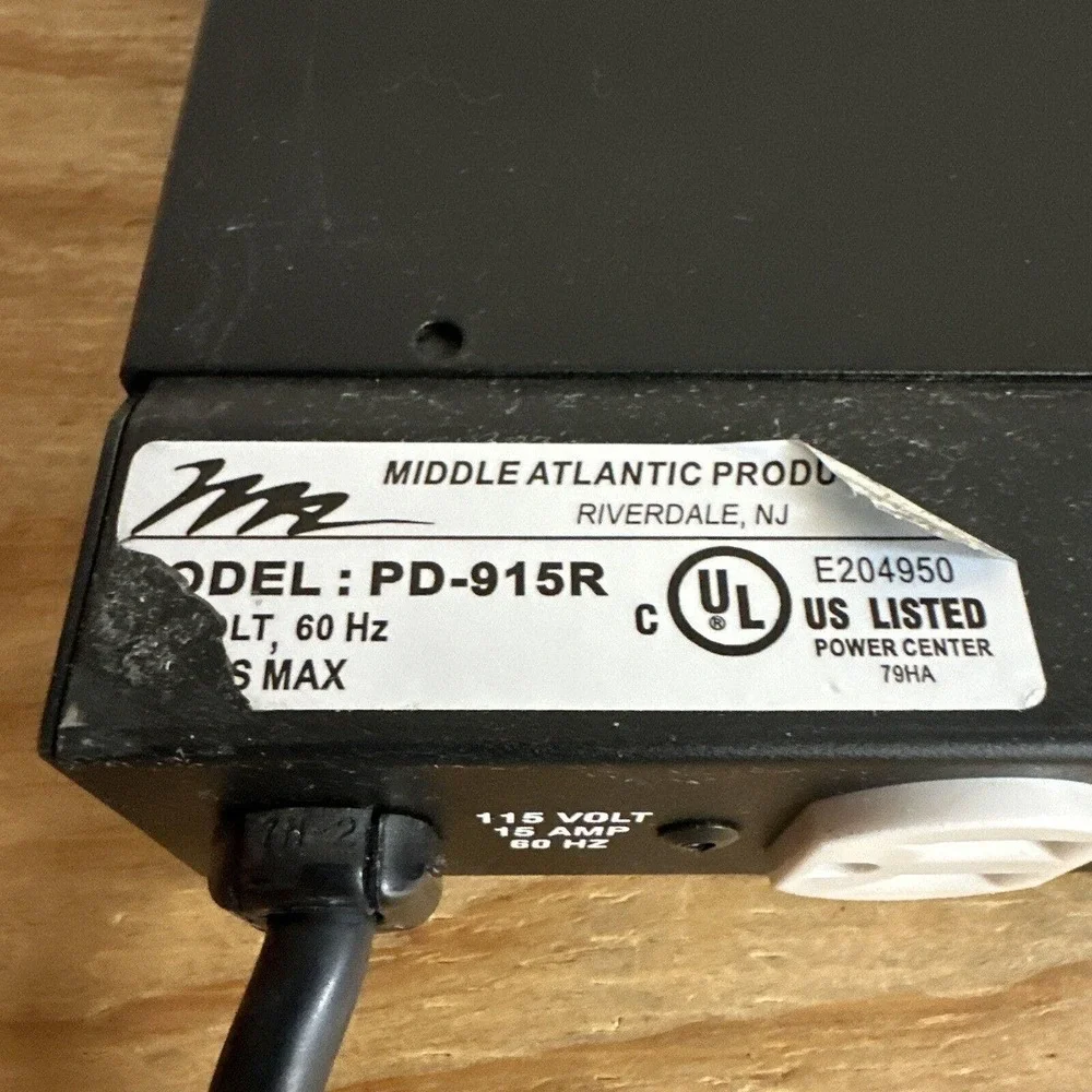 Middle Atlantic Products Inc M-POWER PD-915R Power Center w/ Cord‎ Used